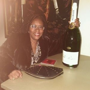 Meet your Posher, Denise